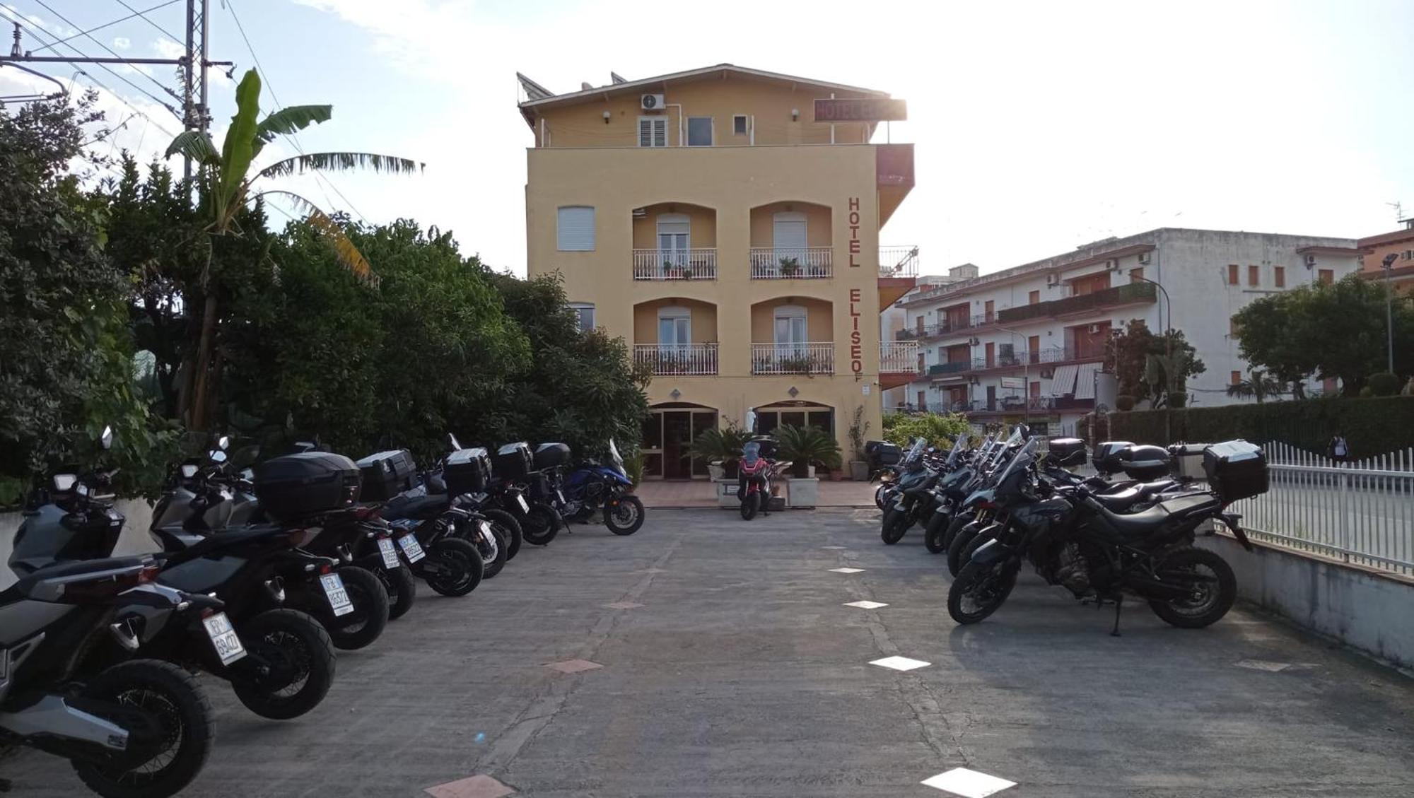 Hotel Eliseo Giardini-Naxos Exterior foto