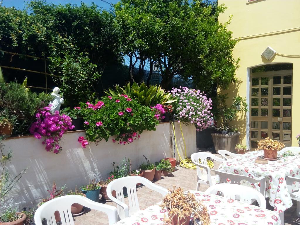 Hotel Eliseo Giardini-Naxos Exterior foto