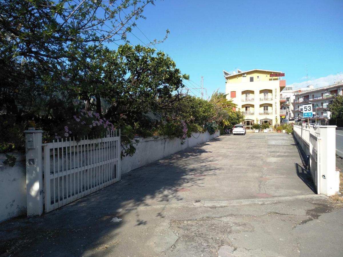 Hotel Eliseo Giardini-Naxos Exterior foto