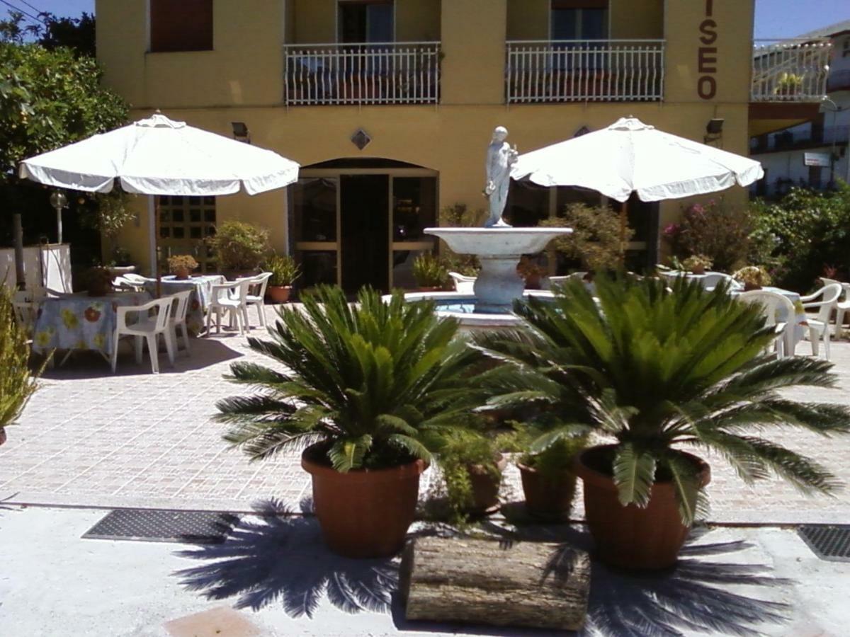 Hotel Eliseo Giardini-Naxos Exterior foto