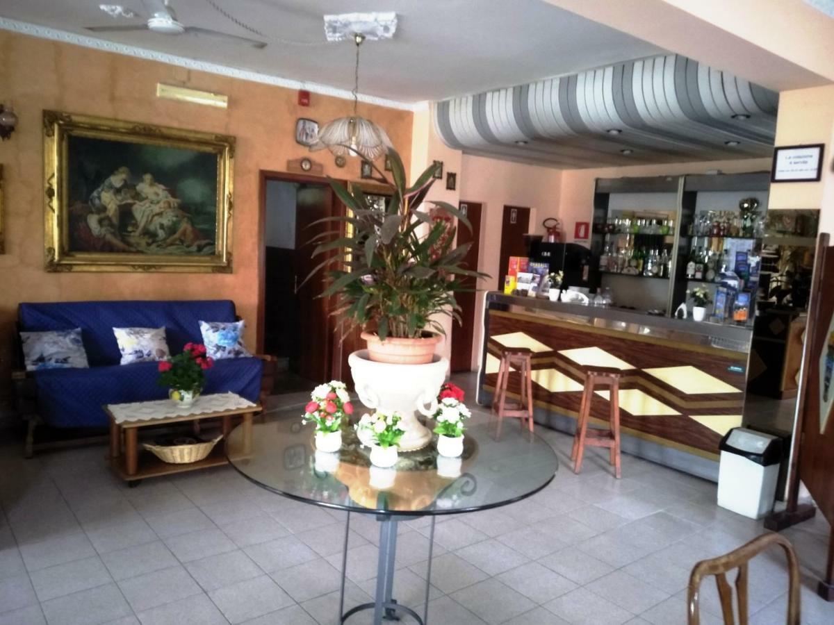 Hotel Eliseo Giardini-Naxos Exterior foto