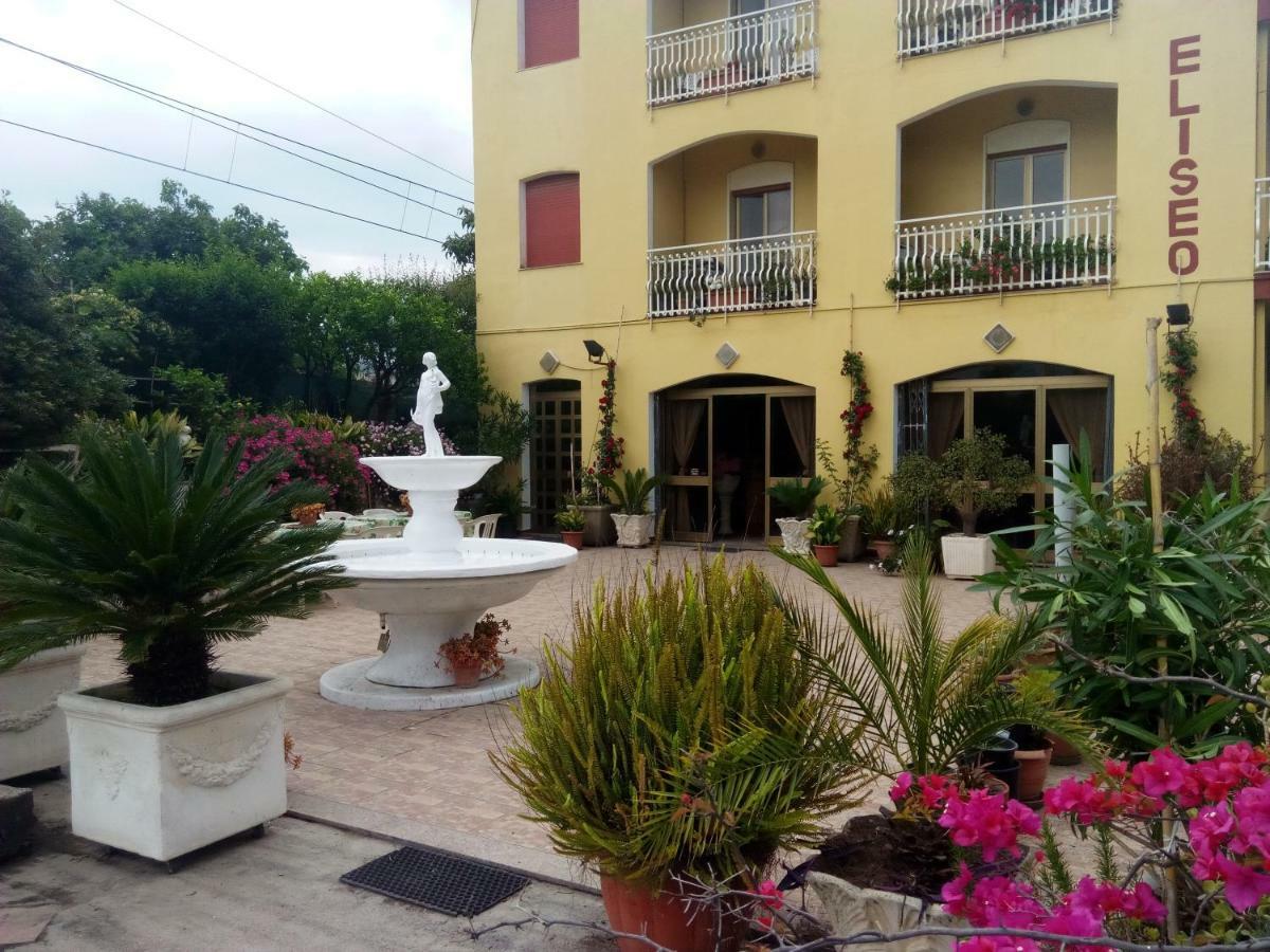 Hotel Eliseo Giardini-Naxos Exterior foto